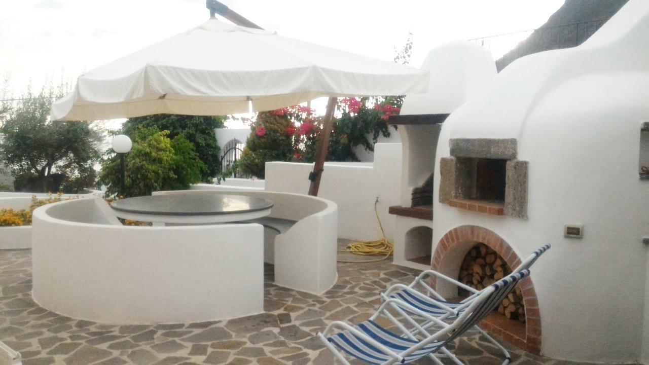 Case Vacanze Villa Lory Мальфа Экстерьер фото