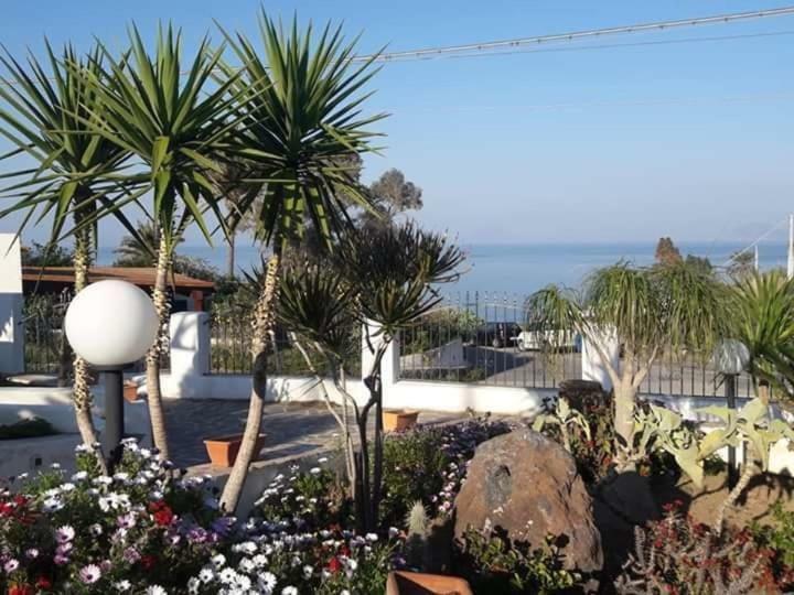 Case Vacanze Villa Lory Мальфа Экстерьер фото